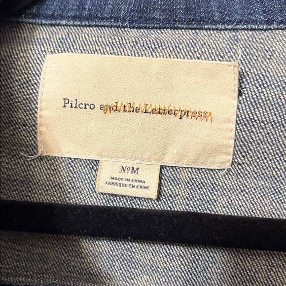 Pilcro Anthropologie Denim Jacket M Classic Fitted Jean Jacket Blue - Picture 3 of 5